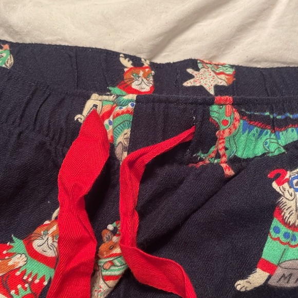 Old Navy / size medium / Christmas pets pajama pants EUC - like new! - Picture 7 of 10